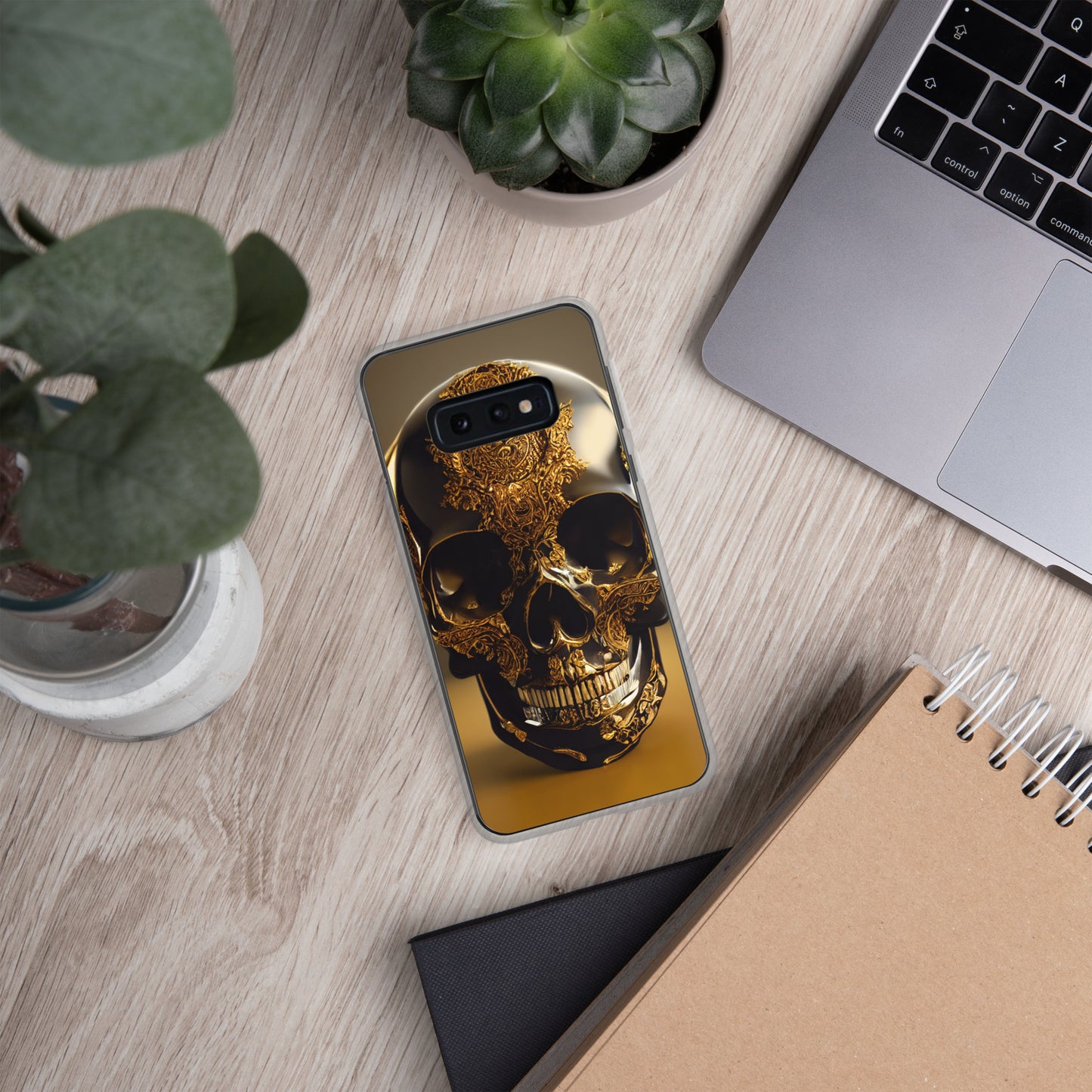 Obsidian Skull Gilded in Gold 1.0 Samsung Case