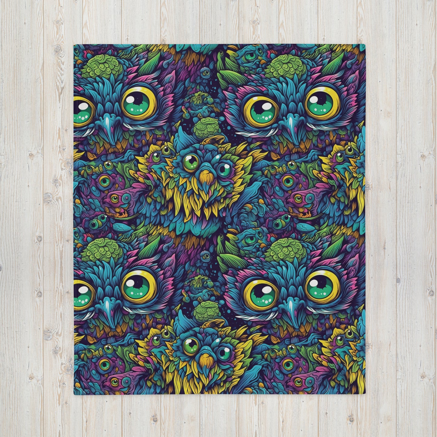 Trippy Owl Throw Blanket